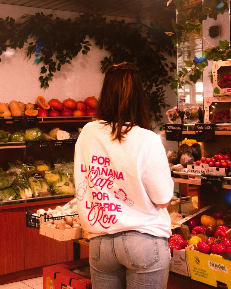 T-shirt "CAFé CON RON"